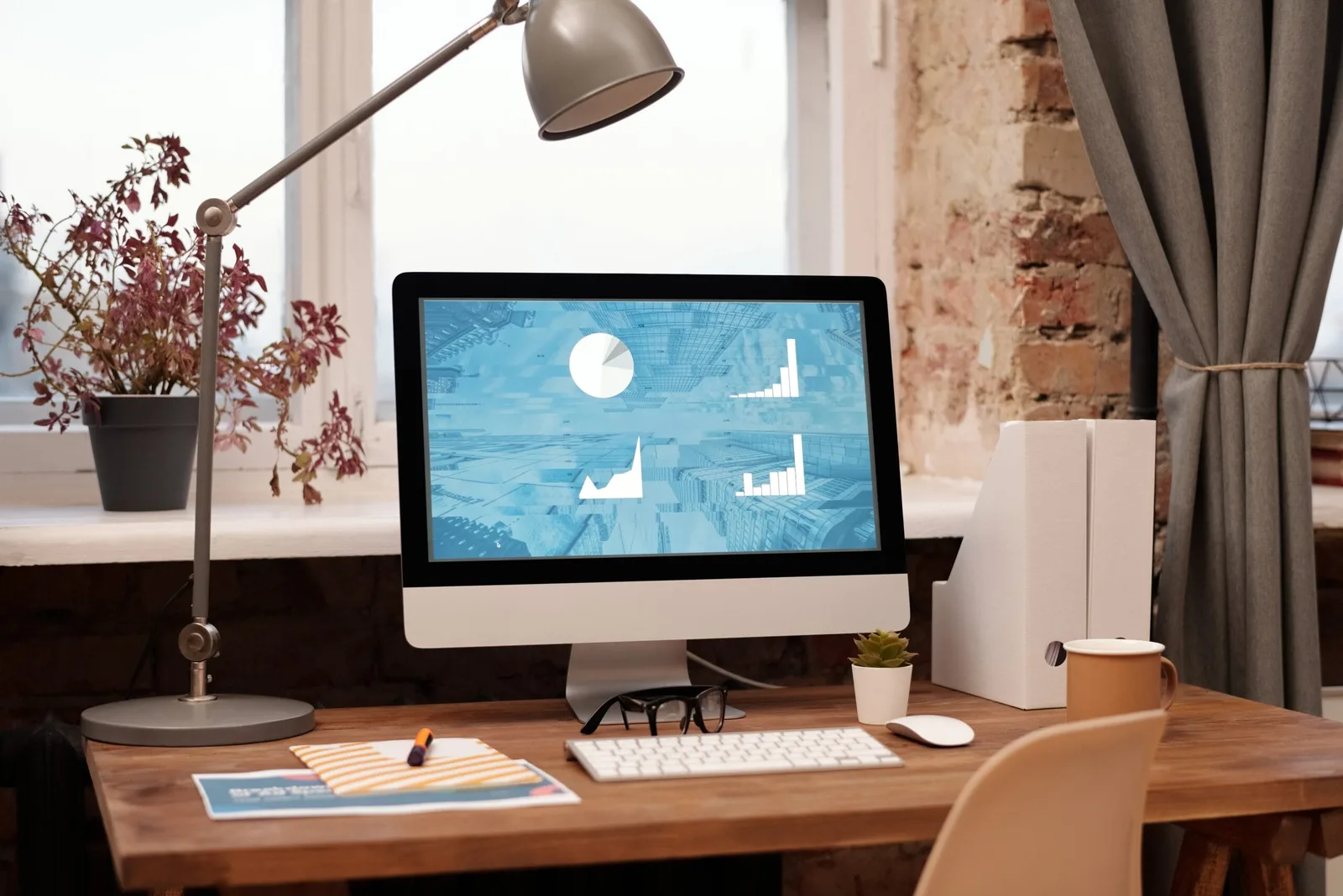 How AI-Powered Sales Management Tools Can Help You Build a Better Pipeline